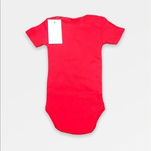 🌟NWT Short Sleeve Red Cotton Rocket  Ship Onesie - Picture 3 of 3